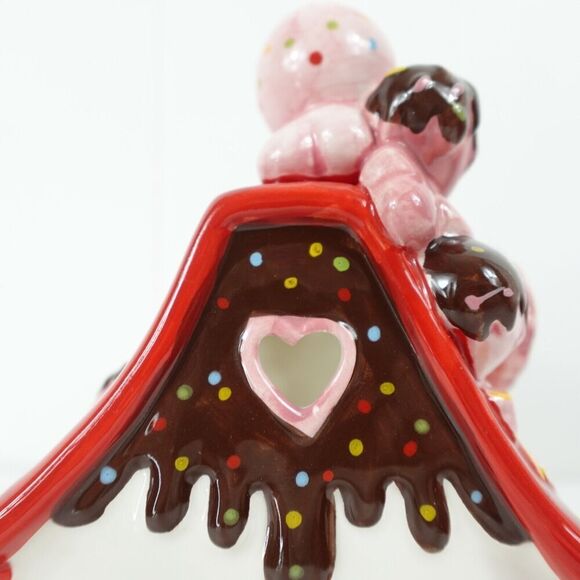 Blue Sky Hello Kitty Handcrafted Ceramic Sweet Shoppe Candle House - Picture 11 of 16